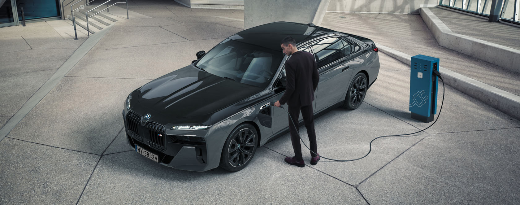 BMW M760e xDRIVE LIMUZYNA – WRAŻENIA.