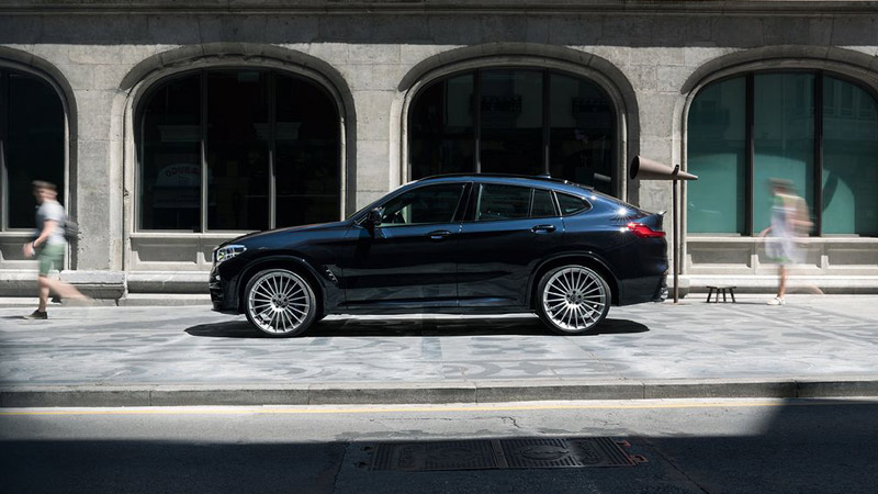 ALPINA - BMW zaparkowane